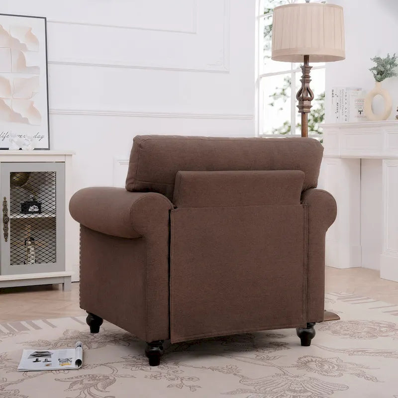 Fauteuil d'appoint marron avec accoudoirs roulés, garniture cloutée, ressorts ensachés et pieds en bouleau – Siège unique