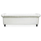 Canapé 3 places Chesterfield en similicuir blanc avec accoudoirs roulés, clous décoratifs argentés et pieds en bois