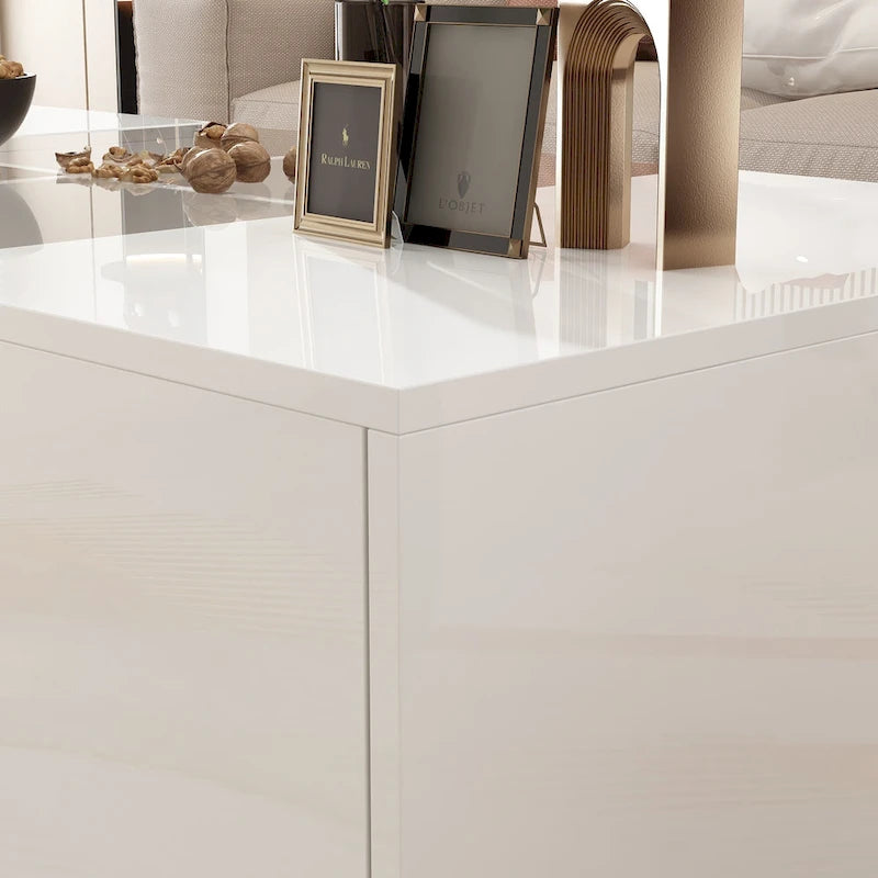 Table basse rectangulaire laquée avec éclairage LED 3 couleurs, plateau en verre trempé et 3 compartiments de rangement ouverts – Meuble individuel