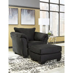 Fauteuil d'appoint contemporain noir en polyester avec structure évasée et accoudoirs rembourrés – Siège unique