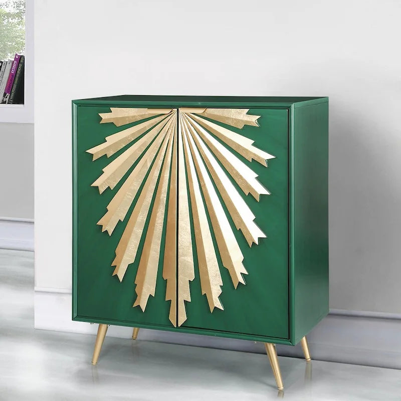 Buffet vert en bois massif et MDF avec 2 portes à motif soleil à fermeture douce et étagères fixes – Article unique