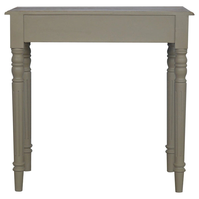 Bureau à écrire de style français vintage en bois de manguier massif gris, peint à la main, avec 1 tiroir, pieds cannelés et poignée coquille – Unité unique