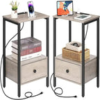 Table d'appoint en panneaux de particules chêne clair/noir/brun rustique avec 1 tiroir, étagère ouverte et station de recharge intégrée – Unité simple