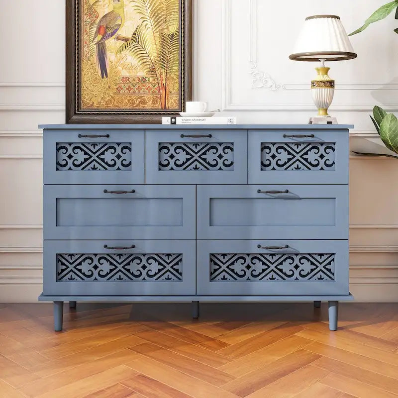Armoire à 7 tiroirs vert foncé / bleu avec façades à panneaux sculptés, poignées en métal noir et pieds en bois massif – Unité simple