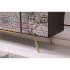 Buffet Bohème Moderne en Placage Frêne Fumé et Laiton avec 3 Portes Découpées, 2 Tiroirs à Fermeture Amortie et Pieds Coniques – Unité Simple